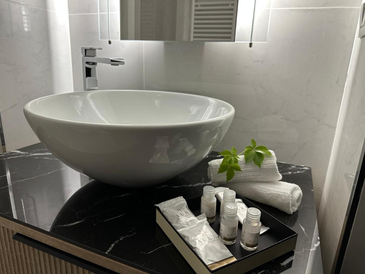 Jacuzzi Luxury Apartment In The Town Centre Torino Dış mekan fotoğraf